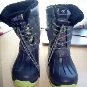 Hobibear Kids Winter Boots - Black and Green